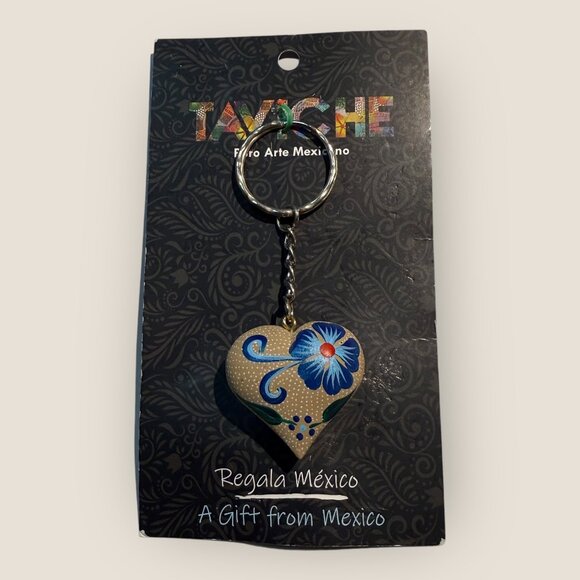 Taviche Handcrafted Copal Wood Heart Keychain Keyring - Picture 1 of 2